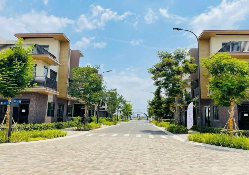 izumi city hinh anh thuc te 06