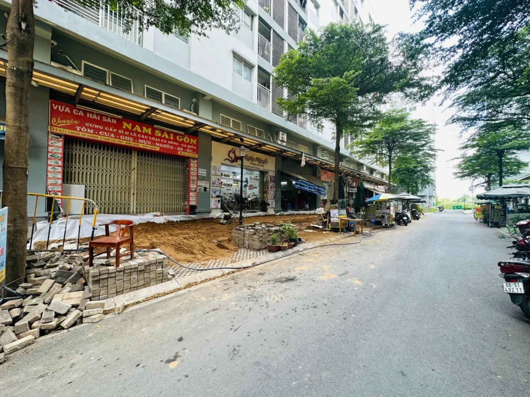 Công Ty Cổ Phần BĐS Nguyên Sơn Khắc Phục Sụt Lún Tại Dự Án EhomeS Nam Sài Gòn 4 ehome nam sai gon thuc hien khac phuc sut lun 01